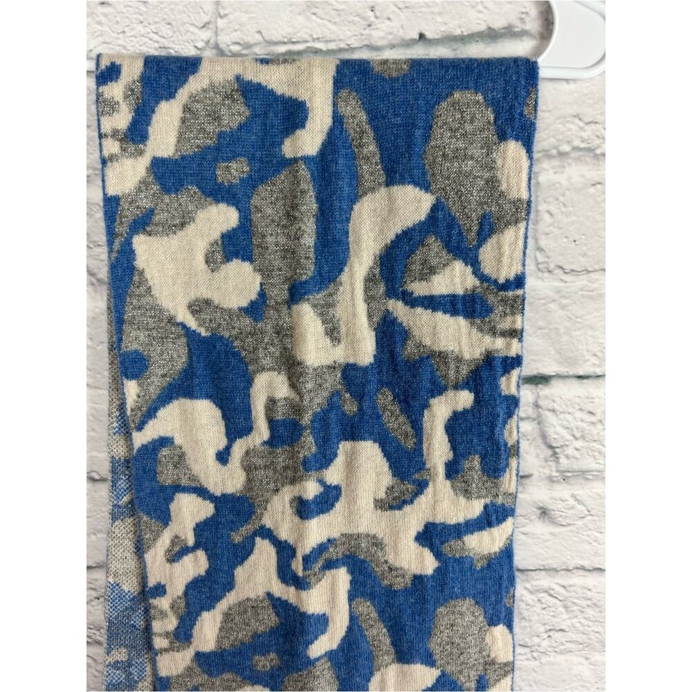 Mitchi Blue Gray Camo Scarf & Fingerless Gloves Fox Fur Pom Set NWT - Picture 7 of 10